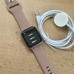 Good Apple Watch Series 6 40mm - Gold, A2291 - GPS, Aluminum