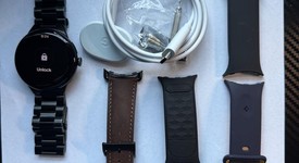 Mint
													Google Pixel Watch 4 - Unlocked, Black, 45mm, LTE, photo 2 of 5