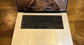 Good
													MacBook Pro 2021 - 16" - Apple M1 Pro 10-core, Silver, 512 GB, 32 GB, photo 2 of 12