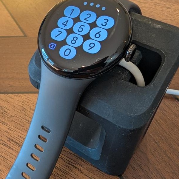 Google Pixel Watch 2 - Unlocked, Black, LTE