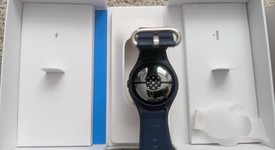 Mint
													Google Pixel Watch 2 - Unlocked, Black, LTE, photo 4 of 13