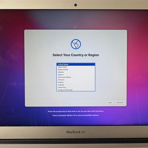 MacBook Air 2017 - 13 inch - 128 GB, Silver, 8 GB, Intel Core i5