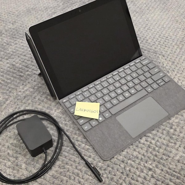Microsoft Surface Go - Wi-Fi, 64 GB, Silver, 4 GB