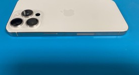 Mint
													Apple iPhone 15 Pro Max - Unlocked, White, 1 TB, A2849, photo 3 of 4