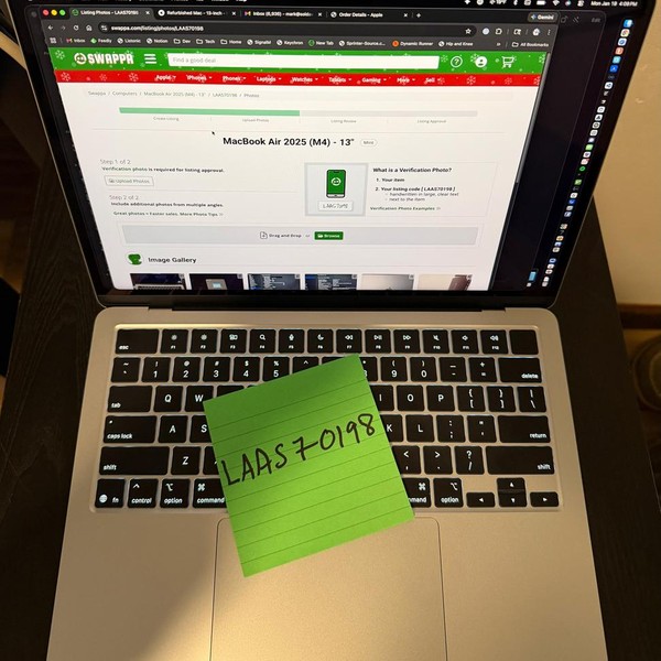 MacBook Air 2025 (M4) - 13 inch - Apple M4, Sky Blue, 1 TB, 32 GB