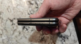 Mint
													Motorola Razr (2024) - Unlocked, Gray, 256 GB, 8 GB, photo 4 of 8