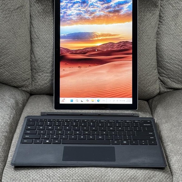 Microsoft Surface Pro 7 - 128 GB, Platinum, 8 GB, Intel Core i5