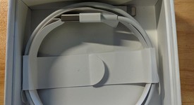 Used
													Apple AirPods 2nd Gen - Lightning Case, photo 5 of 9
