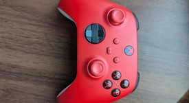 Mint
													Xbox Series S (2020) - White, 512 GB, photo 3 of 13