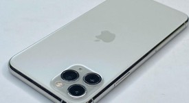 Fair
													Apple iPhone 11 Pro - Verizon, Silver, 64 GB, A2160, photo 3 of 6