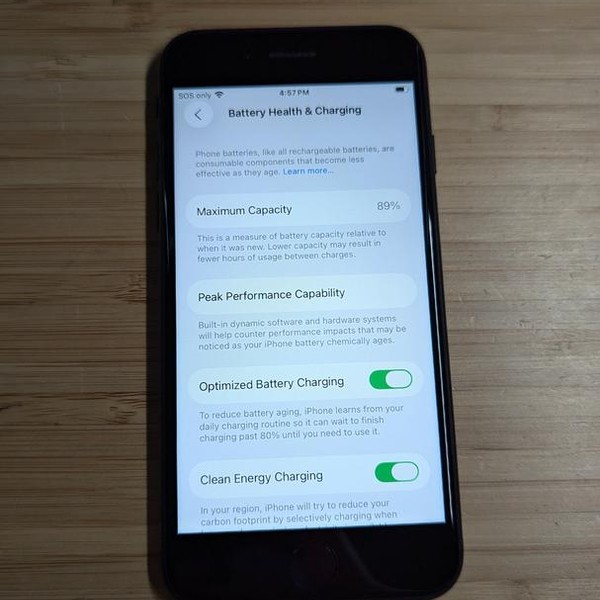 Apple iPhone SE 3rd Gen 2022 - Unlocked, 64 GB, Midnight, A2595