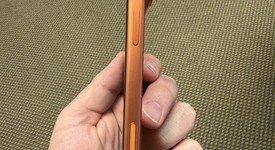 Mint
													Apple iPhone 17 Pro Max - Unlocked, Cosmic Orange, 256 GB, A3257, photo 5 of 15