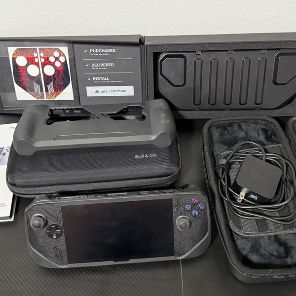 Asus ROG Ally X - 1 TB, Black, 24 GB, AMD Ryzen Z1 Extreme