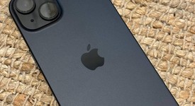 Mint
													Apple iPhone 15 - Unlocked, Black, 256 GB, A2846, photo 5 of 7