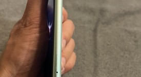 Fair
													Apple iPhone 11 - Unlocked, Green, 64 GB, A2111, photo 5 of 7