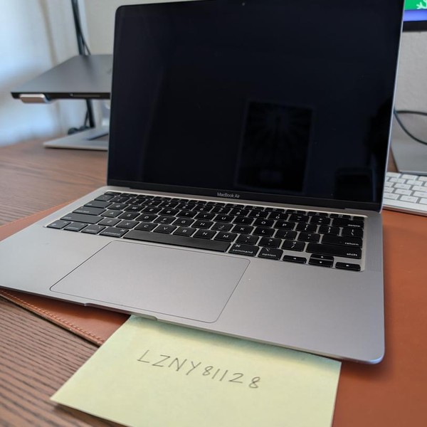 MacBook Air 2020 - 13 inch - 512 GB, Gray, 16 GB, Apple M1