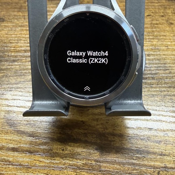 Samsung Galaxy Watch4 Classic - Wi-Fi, Silver, 46mm