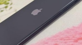 Fair
													Apple iPhone SE 2nd Gen 2020 - Unlocked, Black, 128 GB, A2275, photo 4 of 7