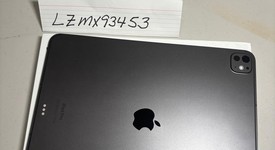 Good
													Apple iPad Pro 13" (M4) 2024 - Unlocked, Black, 1 TB, 16 GB, A2926, Standard Glass, photo 3 of 3