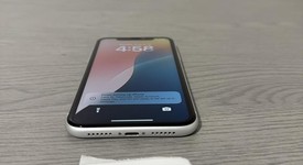 Mint
													Apple iPhone Xr - Unlocked, White, 64 GB, A1984, photo 2 of 8