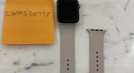 Good
													Apple Watch Series 5 44mm - Unlocked, Silver, A2095 Cellular, Stainless Steel, photo 1 of 9
