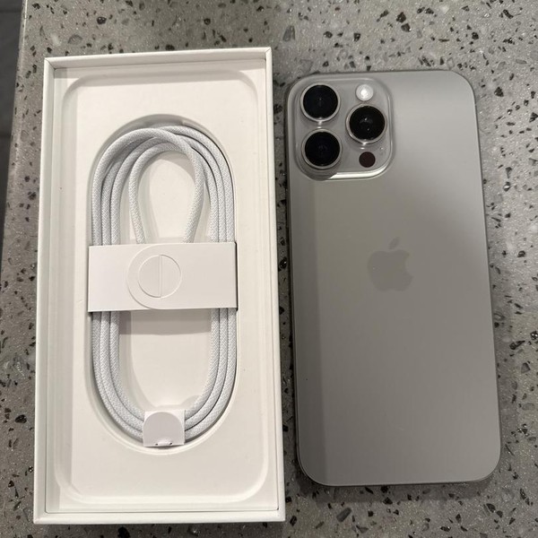 Apple iPhone 16 Pro Max - Unlocked, 256 GB, Natural, A3084