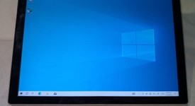 Good
													Microsoft Surface Pro 4 - 12.3 Inch - Wi-Fi, Silver, 256 GB, 8 GB, photo 2 of 7