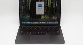 Mint
													MacBook Pro Late 2023 (M3) - 14" - Apple M3 Pro 11-core, Black, 512 GB, 18 GB, 14-core GPU, photo 3 of 16