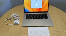 Good
													MacBook Air 2023 - 15" - Apple M2, Starlight, 256 GB, 8 GB, photo 3 of 13