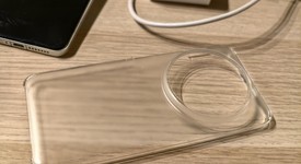 Fair
													Xiaomi 14 Ultra - Unlocked Non-US, White, 256 GB, 12 GB, photo 4 of 10