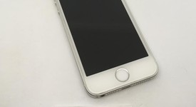 Good
													Apple iPhone SE 1st Gen 2016 - T-Mobile, Silver, 64 GB, A1662, photo 4 of 12