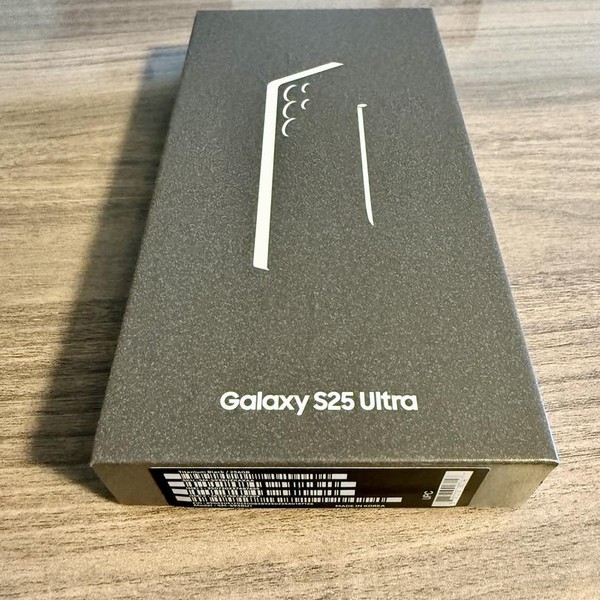 Samsung Galaxy S25 Ultra - Unlocked, 256 GB, Black, 12 GB, SM-S938U1