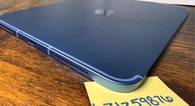 Good
													Apple iPad 11th Gen - Unlocked, Blue, 128 GB, A3355, photo 5 of 7