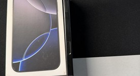 Mint
													Apple iPhone 16 Pro Max - Unlocked, Black, 512 GB, A3084, photo 3 of 6