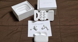 Used
													Apple AirPods Pro 3, photo 1 of 3