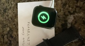 Good
													Apple Watch Series 4 44mm - Verizon, Silver, A1976 - Cellular, Aluminum, photo 2 of 5
