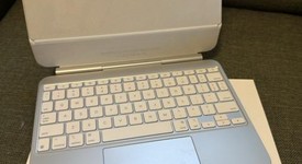 Used
													Apple Magic Keyboard for iPad Pro - White, photo 2 of 3