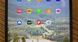 Good
													Apple iPad Pro 12.9" 4th Gen 2020 - Unlocked, Gray, 128 GB, A2069, photo 1 of 7