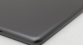 Fair
													Apple iPad 9th Gen - Unlocked, Gray, 64 GB, A2603, photo 5 of 6