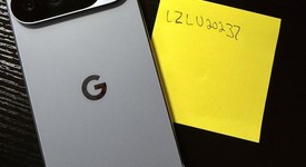 Mint
													Google Pixel 10 Pro XL - Unlocked, Moonstone, 256 GB, GUL82, photo 4 of 7