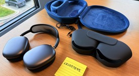Used
													Apple AirPods Max - Gray, photo 1 of 4