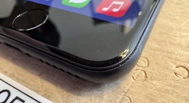 Fair
													Apple iPhone SE 3rd Gen 2022 - T-Mobile, Midnight, 128 GB, A2595, photo 3 of 11