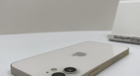 Good
													Apple iPhone 12 - Unlocked, White, 128 GB, A2172, photo 4 of 6