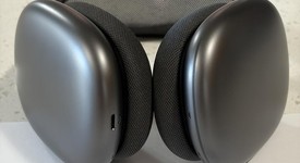 Used
													Apple AirPods Max - Gray, photo 3 of 11