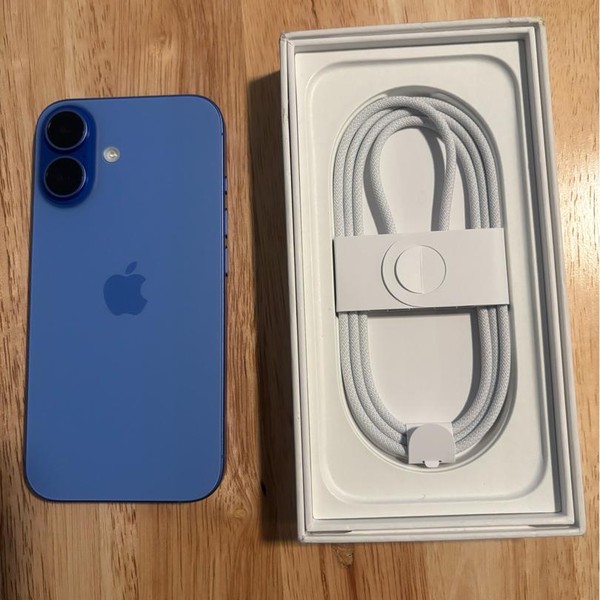 Apple iPhone 16 - Unlocked, 128 GB, Ultramarine, A3081