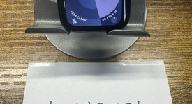 Good
													Apple Watch SE 2nd Gen 40mm - Unlocked, Midnight, A2726 - Cellular, Aluminum, photo 1 of 11