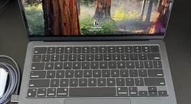 Good
													MacBook Air 2024 (M3) - 13" - Apple M3, Midnight, 256 GB, 16 GB, 8-core GPU, photo 3 of 3