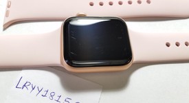 Good
													Apple Watch Series 4 40mm - Unlocked, Gold, A1975 - Cellular, Aluminum, photo 1 of 4