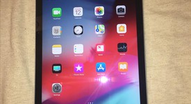 Good
													Apple iPad Air - Sprint, Gray, 32 GB, photo 2 of 2