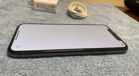 Mint
													Apple iPhone Xs - Unlocked, Gray, 64 GB, A1920, photo 3 of 7